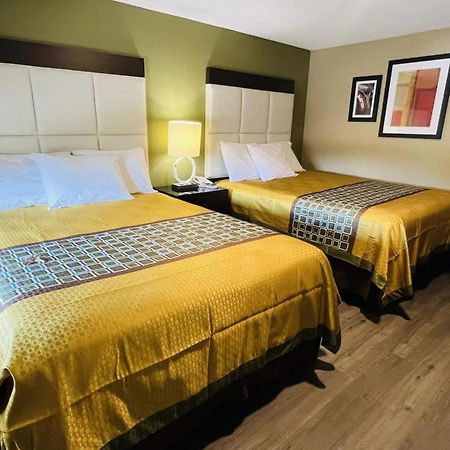 Deluxe Inn & Suites By Oyo Miami Ok Extérieur photo