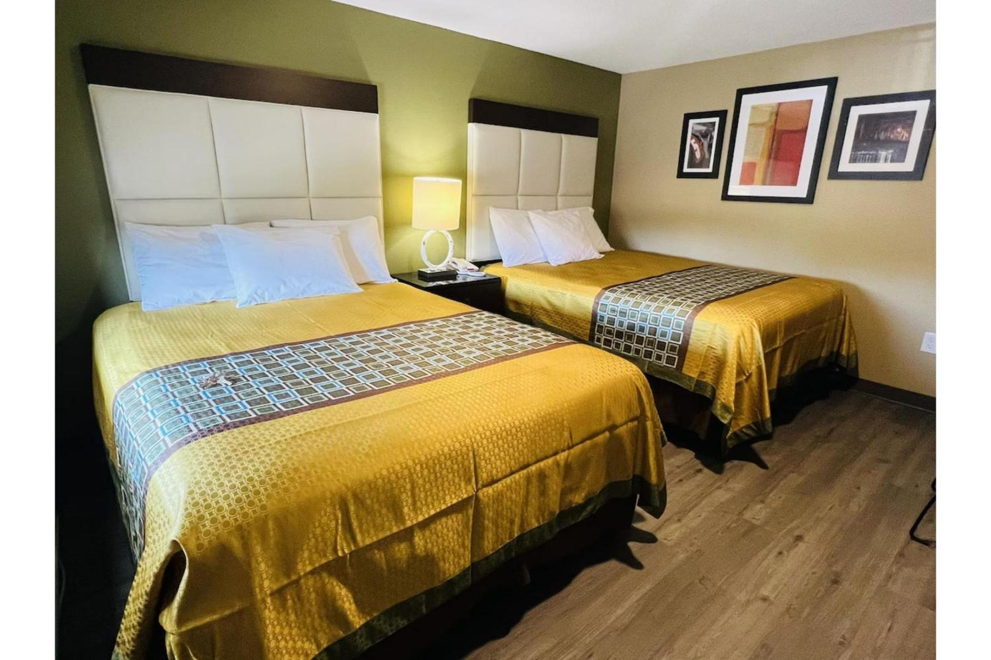 Deluxe Inn & Suites By Oyo Miami Ok Extérieur photo